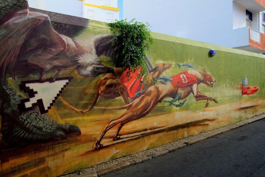 Urban Art 라고스 외부 사진