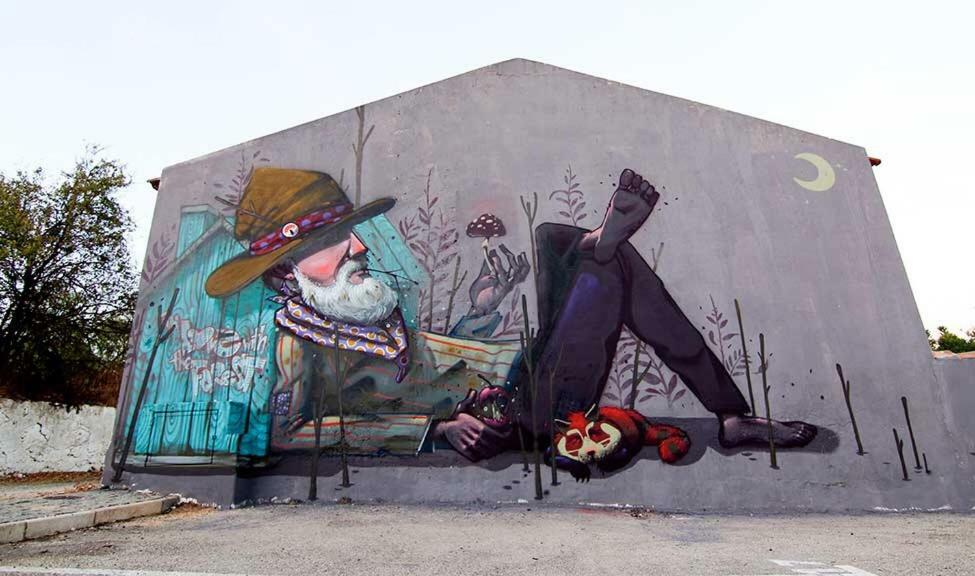Urban Art 라고스 외부 사진